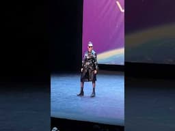 Satisfaction! #mariepoppins #misspoppinschoreography #bennybenassi #robot #dance