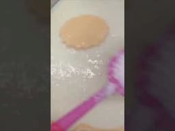 VIDEO COMPLETO CLIQUE NO LINK ACIMA Como fazer bolo de tapioca granulada PARTE 04 passo