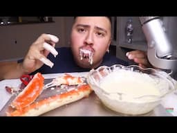 mukbanger’s dipping their food in way too much sauce for 5 minutes straight