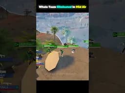 WHATT !! WHOLE TEAM ELIMINATED IN MID AIR #shorts #freefire #freefireesports