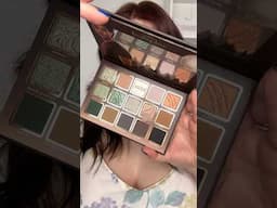 Glamlite x Twilight: Breaking Dawn Team Jacob palette 🤎 #beautymakeup #eyeshadowtutorial #neutral