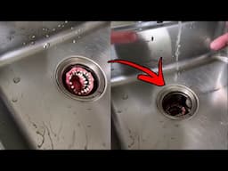 DIDNT ANYONE NOTICE THIS SCARY VIDEOS