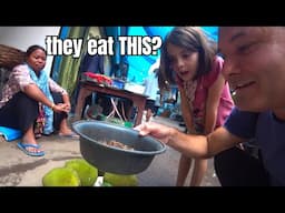 SWISS FAMILY Visits DIMAPUR MARKET And TRIES LOCAL FOODS 🇮🇳 বিদেশী নাগালেণ্ড ভ্ৰমণ