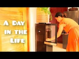 A DAY IN THE LIFE OF A STAY-AT-HOME MOM