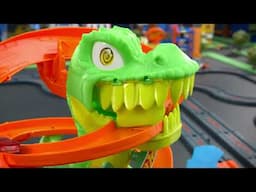Hot Wheels City T-Rex Blaze Battle Playset | AD