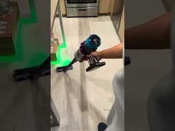 The house must be clean before vacation 🧹 #asmr #cleantok #satisfying