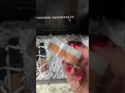 🎉 Unboxing time! 🎉 Check out the fabulous goodies I just received from L’Oréal Paris! 💖