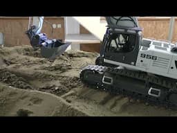 Liebherr 956 cleans the construction site