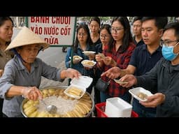 The BEST Vietnamese Street Food in the World 2025