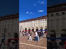 In giro per Torino, Piazza San Carlo