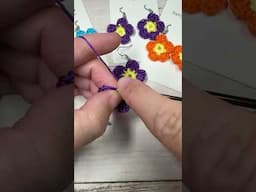 Learn to make some crochet earrings for Spring on Rich Textures Crochet #crochet #diyearrings