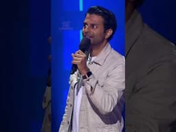 Hot Singles in Your Quarantine Zone” 😂😂 The hilarious #AliAsif is back at @jflmontreal! 🎤🔥