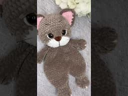 Crochet cat snuggler 🐱🐾#tommyssheep #crochet #crochetpatterns #amigurumi #háčkování #crochetcat