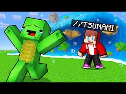 JJ Troll Mikey with NATURAL DISASTERS in Minecraft (Maizen)