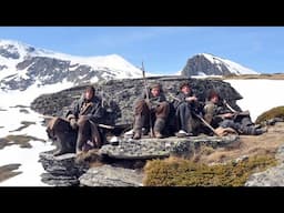To Survive They Walked 4,000 Miles From Siberia to India to Escape Soviet Labor Camps