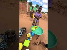ആഫ്രിക്കയിലെ വഴിയോര കച്ചവടങ്ങൾ #shortsfeed #africa #shorts