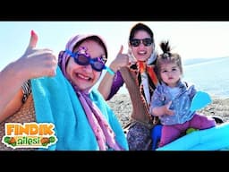 Fındık Ailesi, deniz kenarına gidiyor ve oyuncakları şişiriyor! Komik videoları izle!