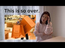 Luxury shopping is losing its appeal.