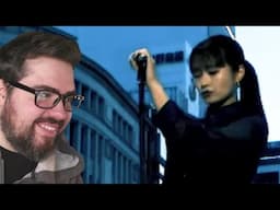 Strange Yet Beautiful Composition! Mine / Modern Girl | Music Teacher Reacts
