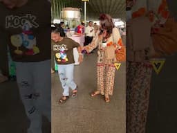 How politely Raveena Tandon poses with a special fan 😍👏
