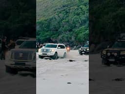 GWM Tank 500 Recovers BYD Shark and Amarok at the Same Time