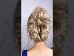 Elegant but effortless! This chic updo is perfect for days when you want to feel a little extra!🩵