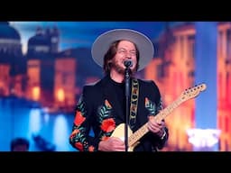Bertín Osborne imita Zucchero en "Baila morena" - Tu Cara Me Suena