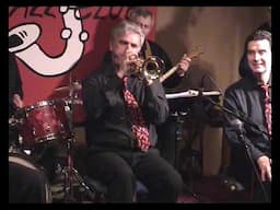 Vintage Jazzmen play "Linger Awhile"
