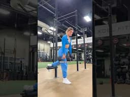 MIC’D UP 🎤 Leg Day 👏🏻🩵