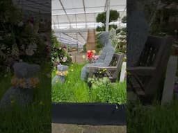 Breathtaking Funeral flowers win gold medal at Chelsea flower show 2025