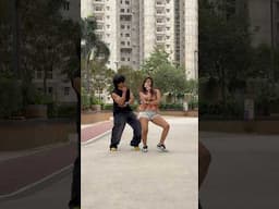Shaky shaky 🕺 #dance #mehaboobdilse #nainika #shakyshaky #trending