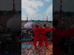 👈 LEFT  👈 LEFT 👈 LEFT 👈 LEFT... RIGHT 👉 RIGHT 👉 RIGHT 👉 RIGHT 👉 #defqon1