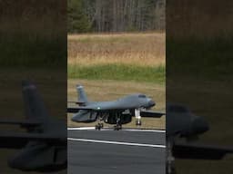 B-1B Lancer Landing #aviation #rc #rcplane