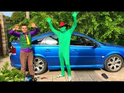 Comedy Video - Lamborghini Gets Stuck in Foam Pit - Rescue Mission!