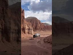 Walking on the Moon. What Utah feels like!🌙🌵🏜️🏕️#utah #overlanding #beautiful #walkingonthemoon