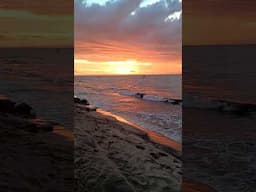 Red sky at Sunset in Busselton #westernaustralia #sunset #sunsetview #sunsetpainting #ocean #beach