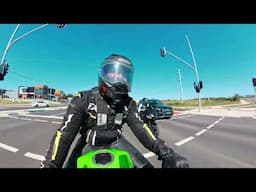 Cops ruining a motorbike race