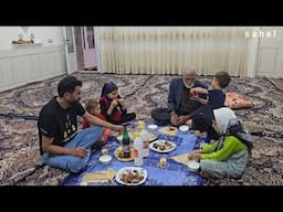 Making a delicious lunch and cleaning the house by the kind Mehnas