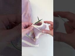 🧶 Binding off the last sleeve of my Springs Lane Pullover #knitting