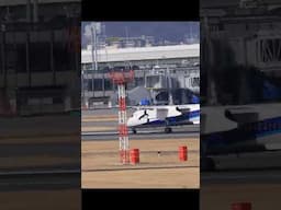 伊丹空港・飛行機離陸シーン (2025/3/1・手振れ注意)#shorts #飛行機 #airport