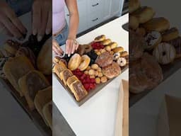 let’s make a donut charcuterie board 🍩