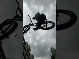 180 Barspin BMX (Slow Motion)