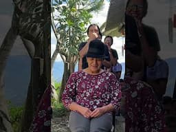 Nuestros padres nos reconocerán por nuestra voz? (somos 15 miembros de familia)