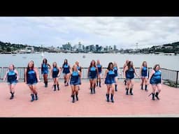 Thicc as Thieves - Lauren Alaina & Lainey Wilson (Boot Girls at Gas Works Park - Seattle)