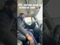 Box Truck driver shifts gears in an auto matic 26’ International 4300 🚚💨🤷🏾‍♂️