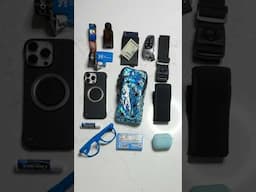 Keep all your valuables safe with the Vers Murse anti-theft phone bag!