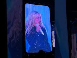 Sabrina Carpenter performs new song "Manchild" for the first time #primaverasound #sabrinacarpenter
