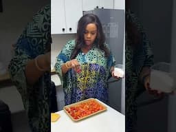 QUICK AND EASY SUNDRIED TOMATO OIL #shortsafrica #garlicbread #tomatoes