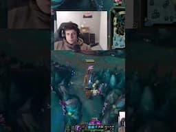 CLEANEST Kaisa R W combo ever (blink and you'll miss it) #leagueoflegends #shorts #twitch