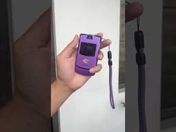 Classic Flip Phone for less than 1k! Ang ganda…